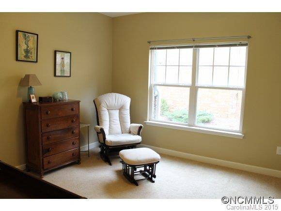2000 Olde Eastwood Village Blvd 201 - Photo 8