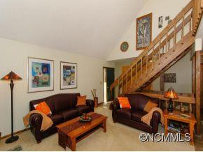 44 EMMET HOLLAR - Photo 4
