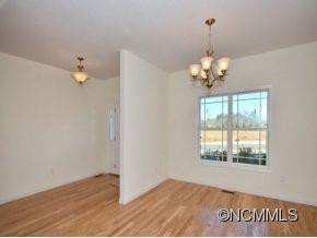 88 WEAVER VILLAGE WAY - Photo 2