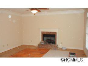 31 Noble Road - Photo 2