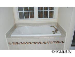 31 Noble Road - Photo 13