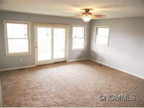 365 Mountain Valley Drive - Photo 10