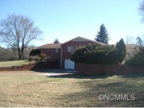 18 Racing Lane - Photo 2