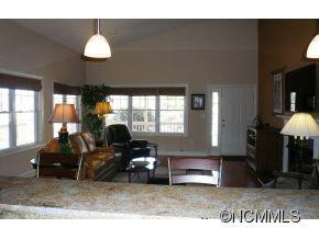 66 Tudor Lane - Photo 6