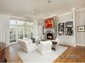 304 Pine Forest Trace - Photo 2