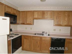 4803 Breakers Lane - Photo 4