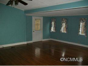 249 NORA DRIVE - Photo 2