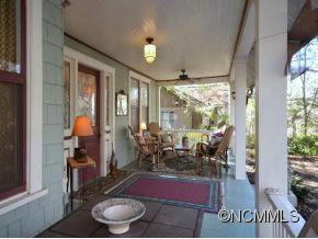 24 TACOMA STREET - Photo 2
