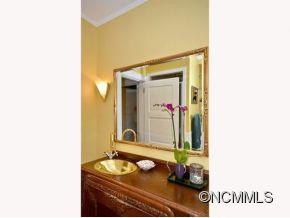 24 TACOMA STREET - Photo 15