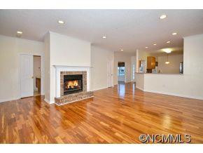 209 Cambridge Drive - Photo 2