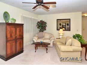 31 ST. ANDREWS DRIVE - Photo 2