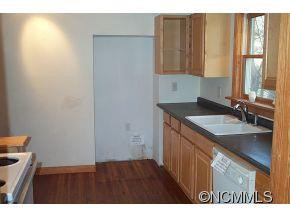 136 Swannanoa Ave - Photo 7