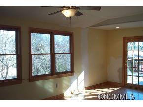 136 Swannanoa Ave - Photo 9