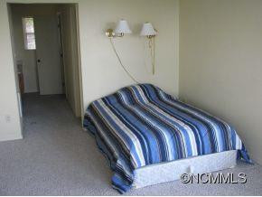 726 Bearwallow Road - Photo 11