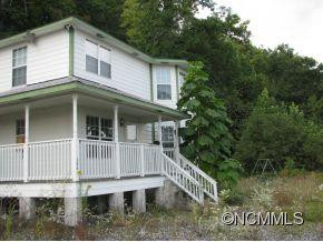 726 Bearwallow Road - Photo 15