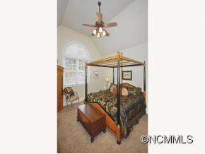 54 VILLAGE POINTE LANE - Photo 11