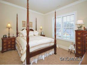54 VILLAGE POINTE LANE - Photo 13