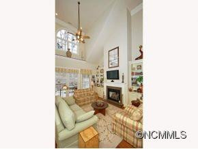 54 VILLAGE POINTE LANE - Photo 3