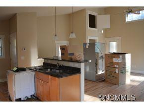 62 MOORE AVENUE - Photo 11