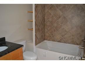 62 MOORE AVENUE - Photo 13