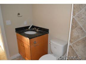 62 MOORE AVENUE - Photo 14