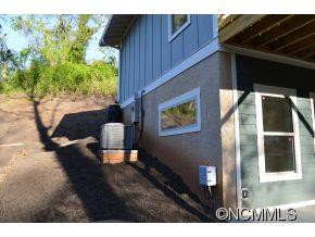 62 MOORE AVENUE - Photo 18