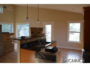 62 MOORE AVENUE - Photo 7