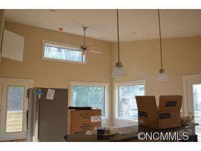 62 MOORE AVENUE - Photo 9