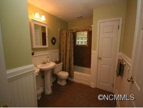 1909 TURNPIKE ROAD - Photo 11