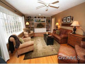 1909 TURNPIKE ROAD - Photo 3