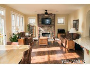 20 Old Bridge Circle - Photo 2