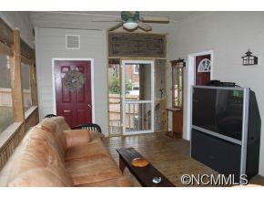 127 Kingsgate Rd. - Photo 10