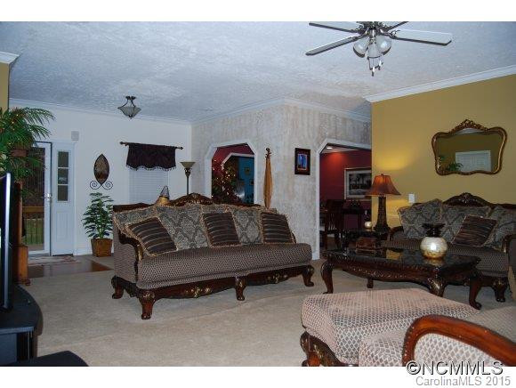 2524 Riceville Road - Photo 6