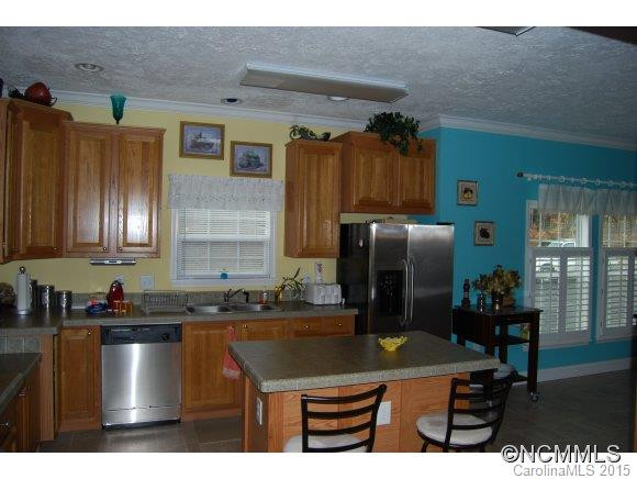 2524 Riceville Road - Photo 7