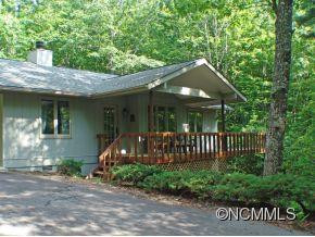 3746 Connestee Trail