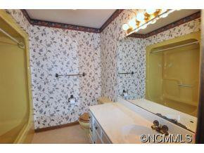 9 Teaneck Trail - Photo 14