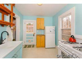 65 Woodrow Avenue - Photo 15