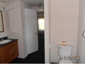 812 Skyland Drive - Photo 6