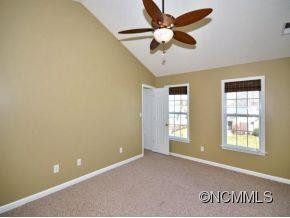 263 MEADOW PATHWAY DRIVE - Photo 8