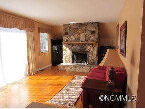 107 Walker Street - Photo 3