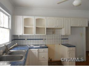 228 Cedar Lane - Photo 2