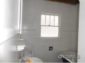 228 Cedar Lane - Photo 5