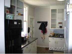 614 4th Avenue West - Photo 10