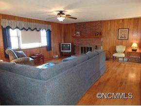 5 PLEASANT VIEW DRIVE - Photo 3
