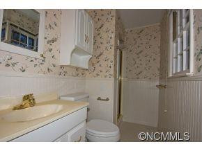 1100 GLENHEATH DRIVE - Photo 10