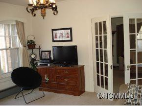 44 N. College Street - Photo 6