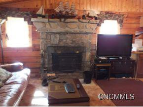 146 SPRING DRIVE - Photo 3