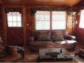 146 SPRING DRIVE - Photo 4