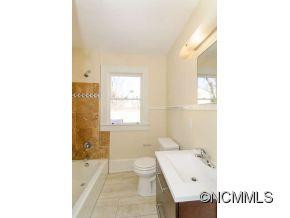 711 Reed Street - Photo 12