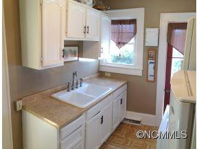 112 SPRING GARDEN AVE - Photo 5